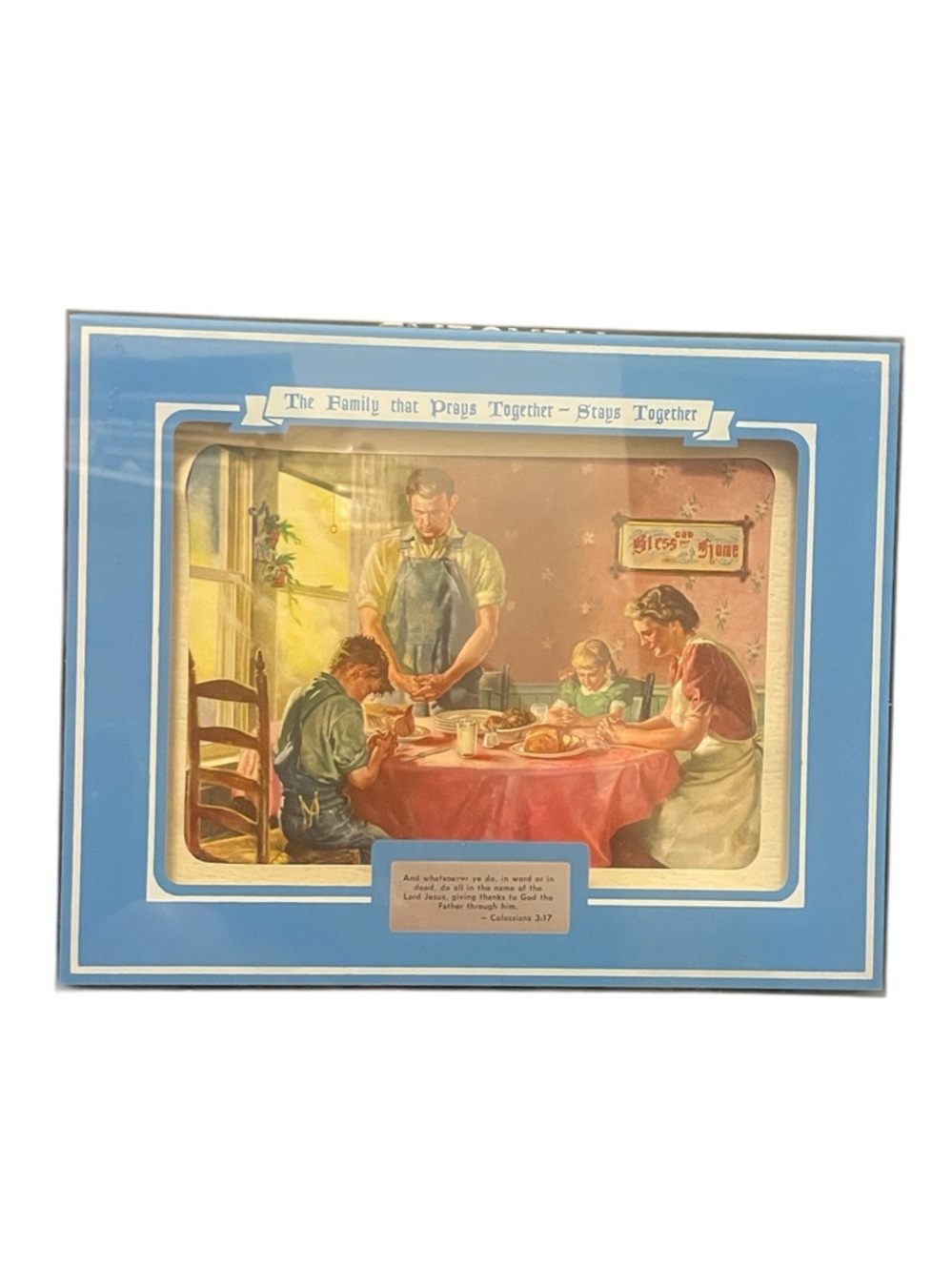 Vintage The Family That Prays Together Stays Together Col. 3:17 Shadowbox
